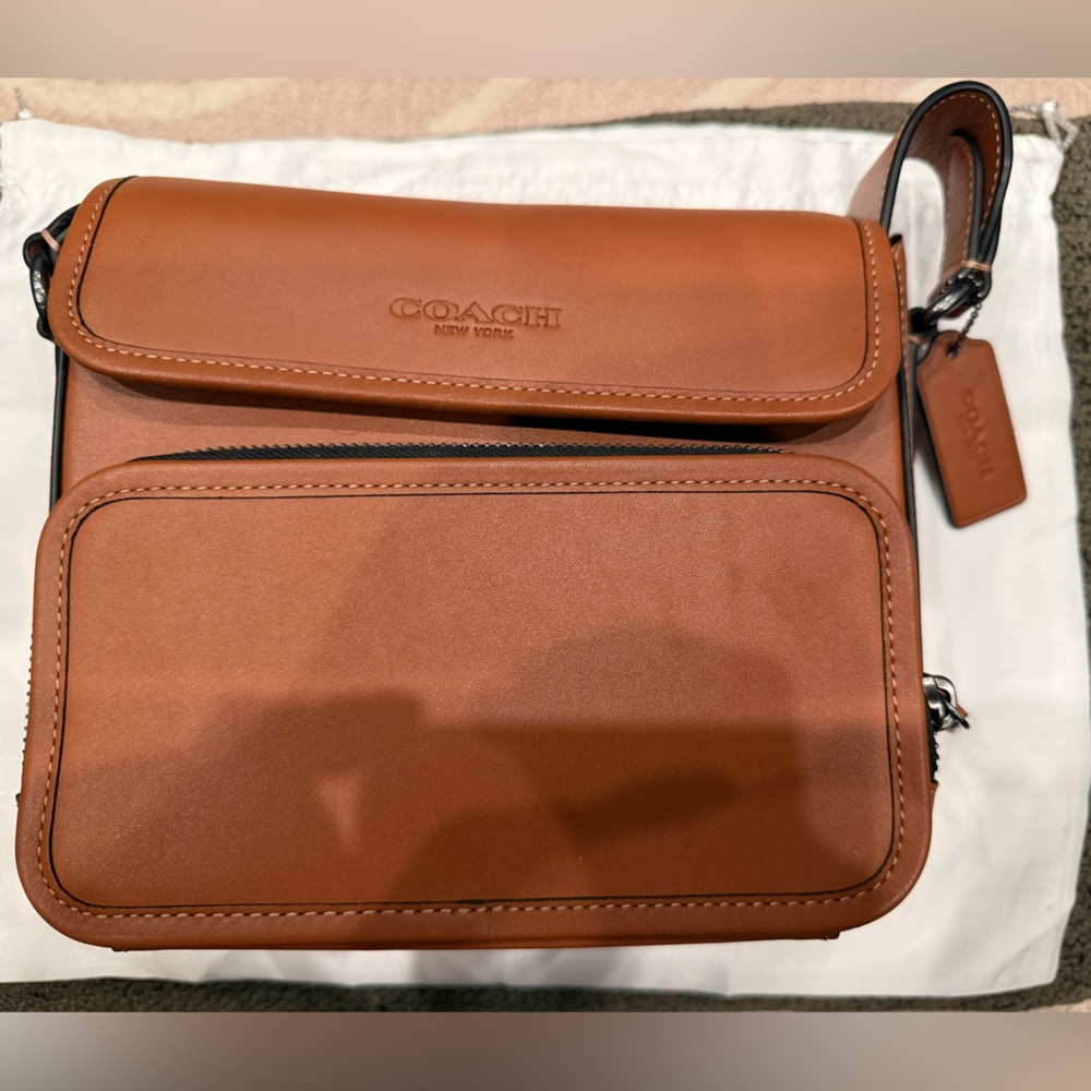 Coach Men's Tan Leather Crossbody Bag - Picture 2 of 5